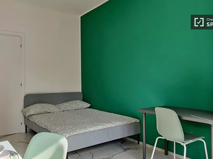 Immagine 15 di Camera condivisa in affitto  in Via delle Forze Armate a Milano