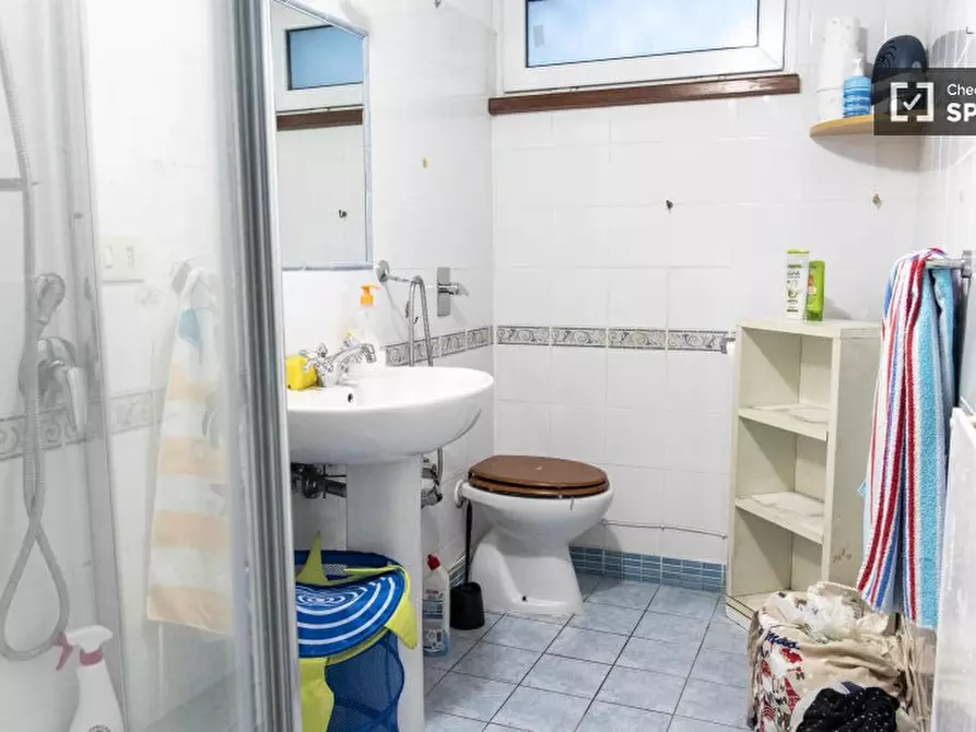 Immagine 8 di Ufficio in affitto  in Via Cassia a Roma