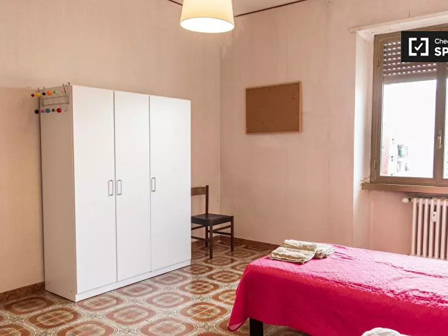 Immagine 2 di Camera condivisa in affitto  in Via Bartolomeo Colleoni a Roma