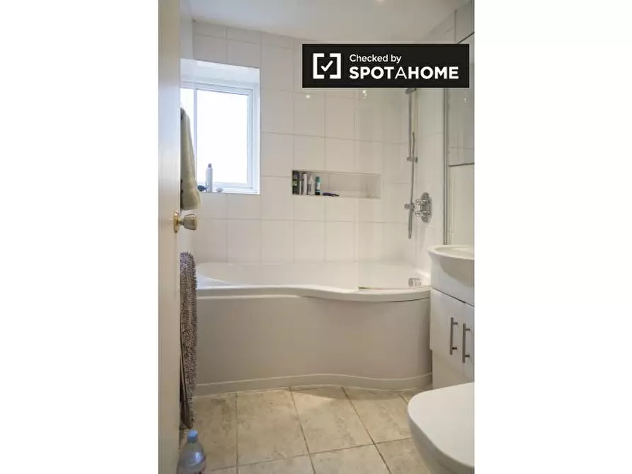 Immagine 19 di Camera condivisa in affitto  in Blossom Cl a Ealing