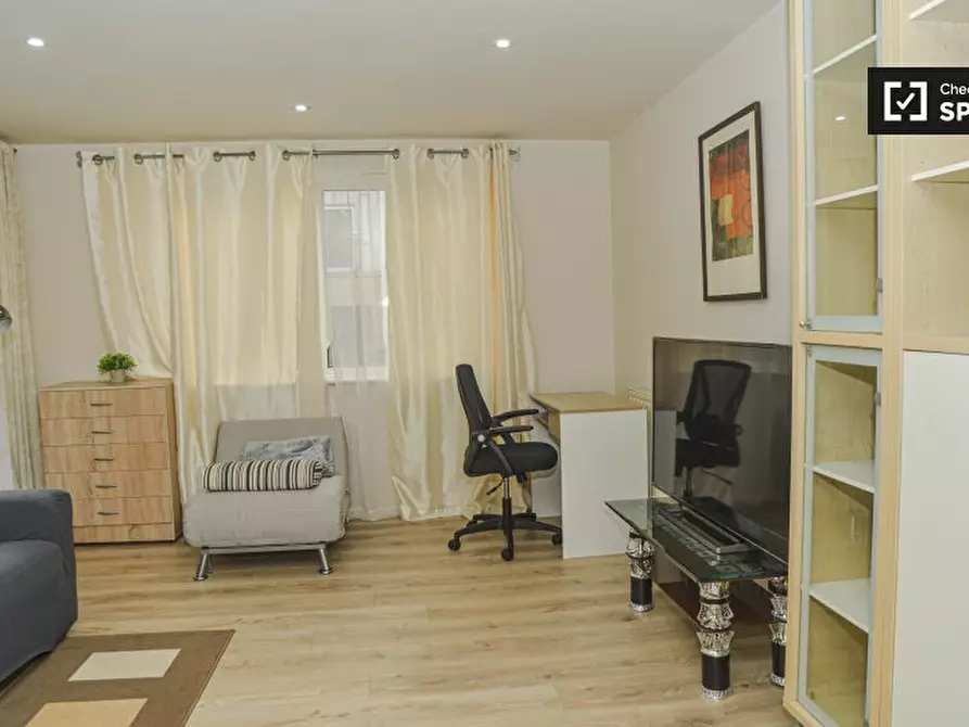 Immagine 16 di Appartamento in affitto  in Sail Court a Poplar