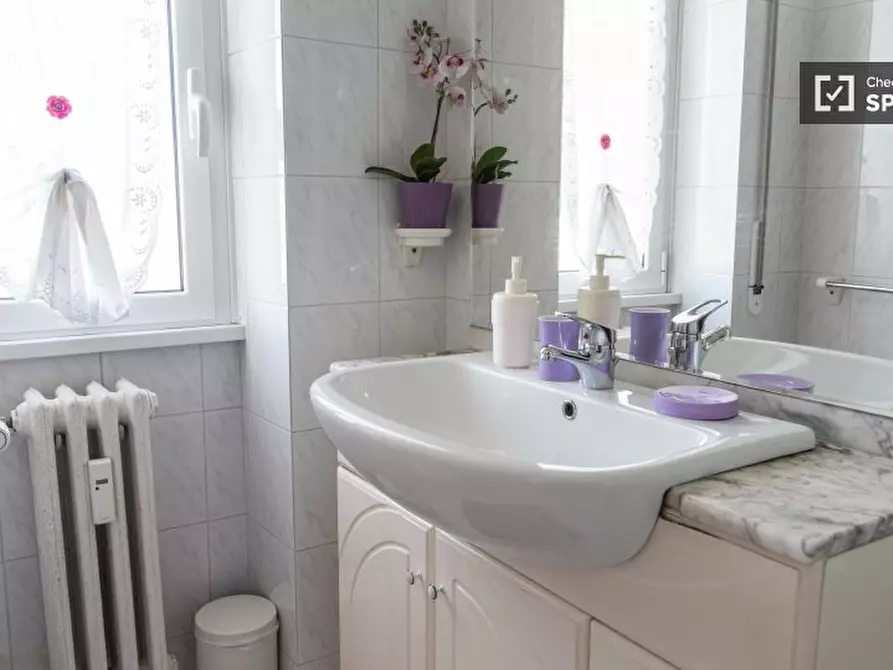 Immagine 4 di Appartamento in affitto  in Via Val di Lanzo a Roma