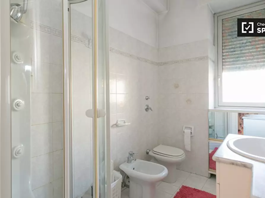 Immagine 12 di Camera condivisa in affitto  in Viale Monza a Milano