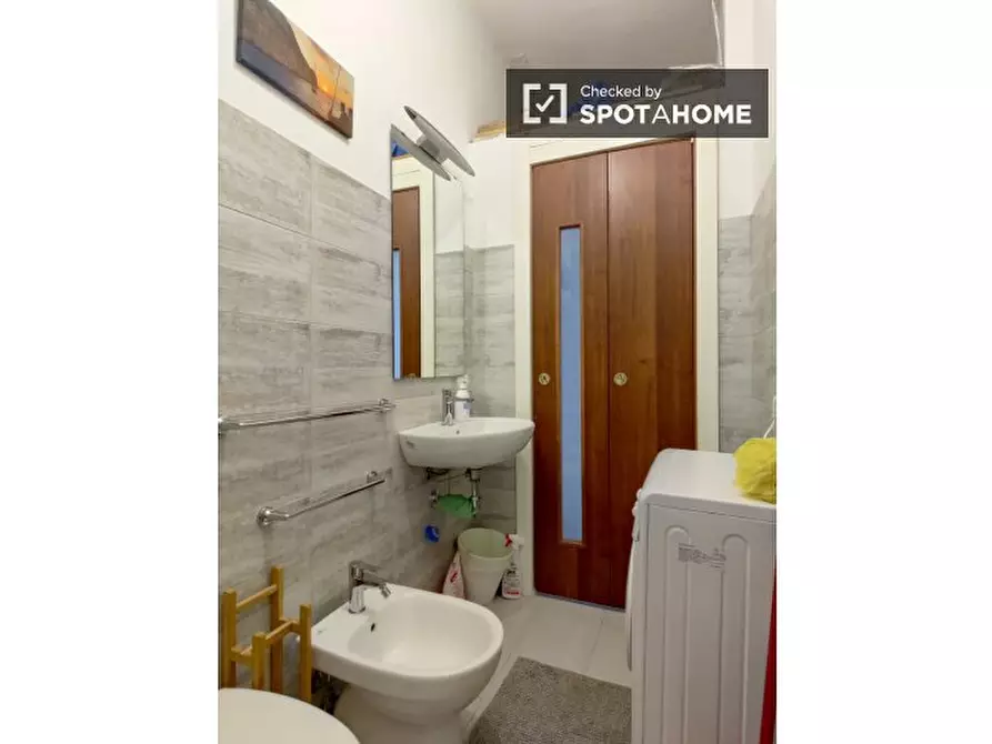 Immagine 10 di Ufficio in affitto  in Via Sibari a Milano