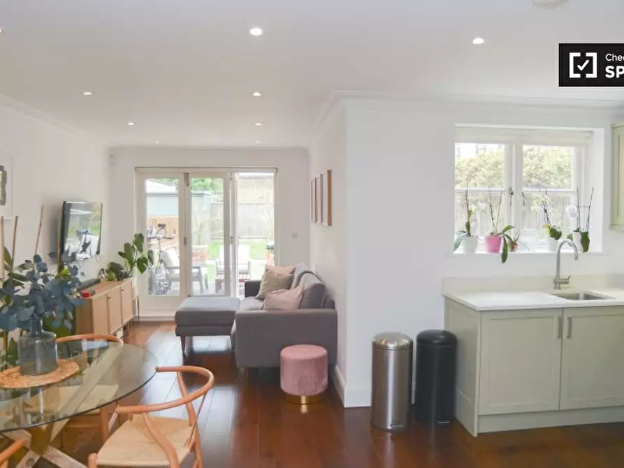 Immagine 17 di Appartamento in affitto  in The Grove a Ealing