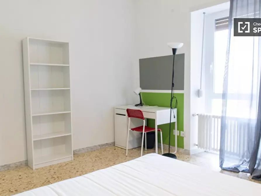 Immagine 3 di Camera condivisa in affitto  in Viale Etiopia a Roma