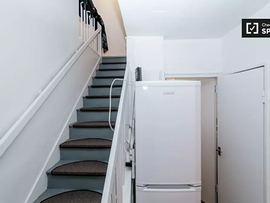 Immagine 10 di Camera condivisa in affitto  in Tildesley Road a Wandsworth