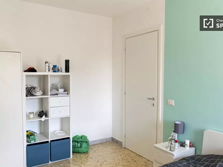 Immagine 3 di Camera condivisa in affitto  in Viale Etiopia a Roma