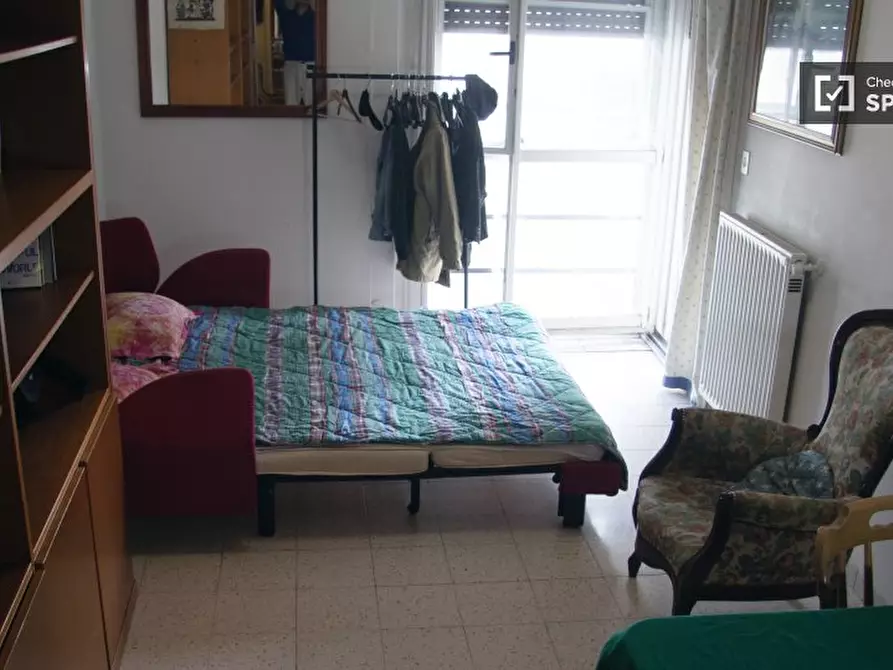 Immagine 5 di Camera condivisa in affitto  in Via Giuseppe de Robertis, 00143 Roma RM, Italy a Roma