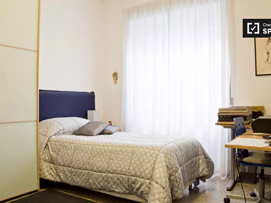 Immagine 14 di Camera condivisa in affitto  in Via Bolzano a Roma