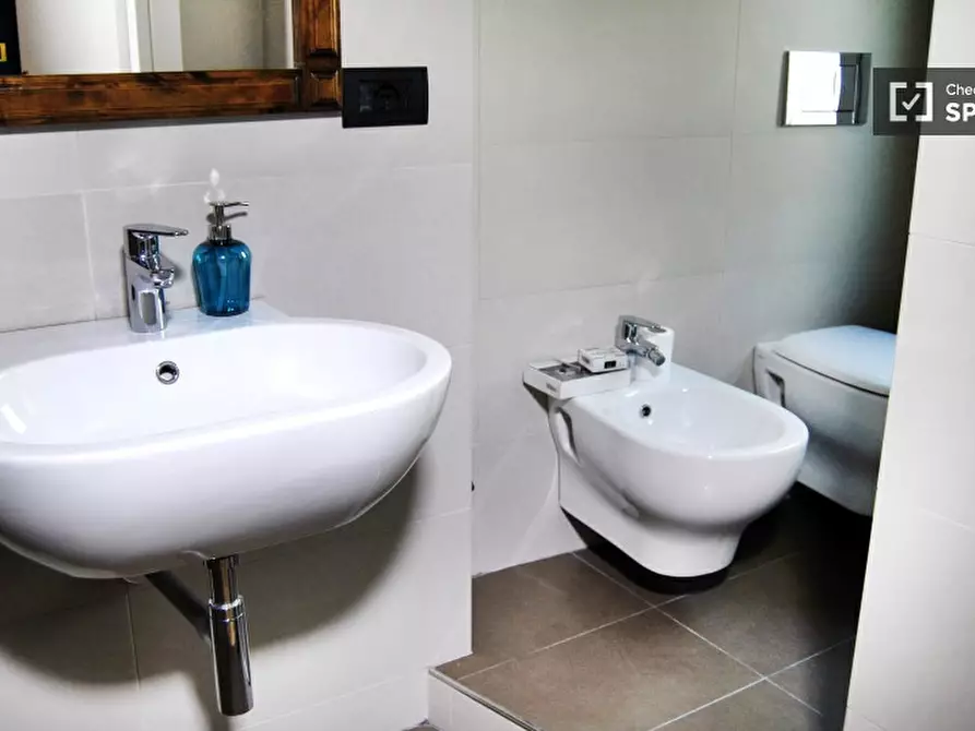 Immagine 18 di Appartamento in affitto  in piazza sei febbraio a Milano