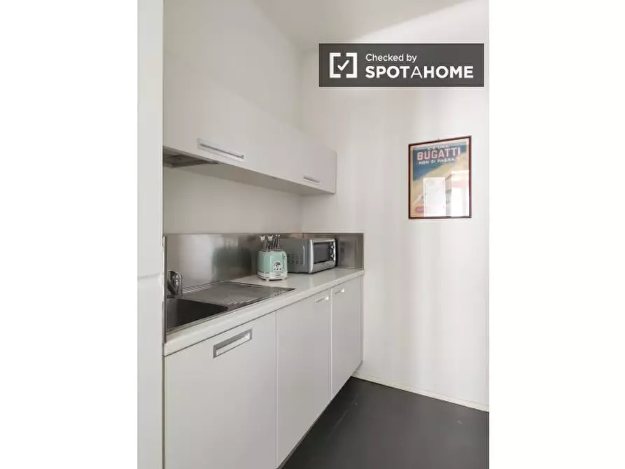 Immagine 10 di Appartamento in affitto  in Via Orti a Milano