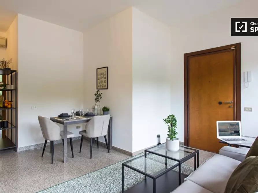 Immagine 11 di Camera condivisa in affitto  in Via Toce a Milano