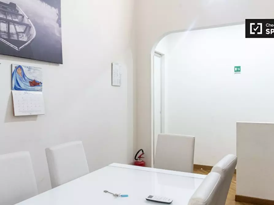 Immagine 6 di Appartamento in affitto  in Via Calabria a Roma