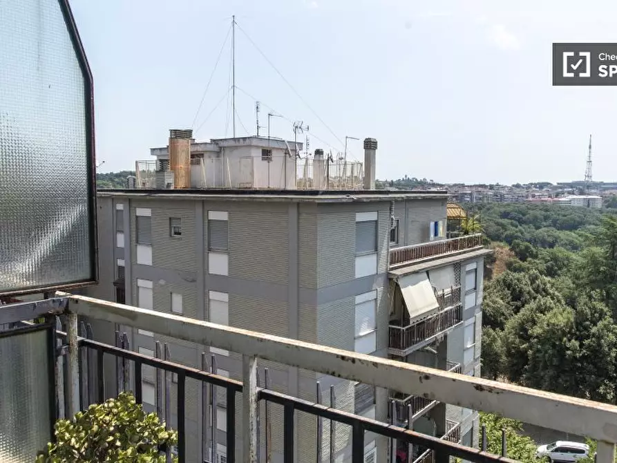 Immagine 17 di Camera condivisa in affitto  in Via Barbiellini Amidei Bernardo a Roma