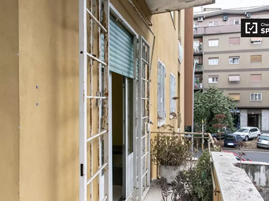Immagine 7 di Camera condivisa in affitto  in Via Giulio Aristide Sartorio, 00147 Roma RM, Italy a Roma