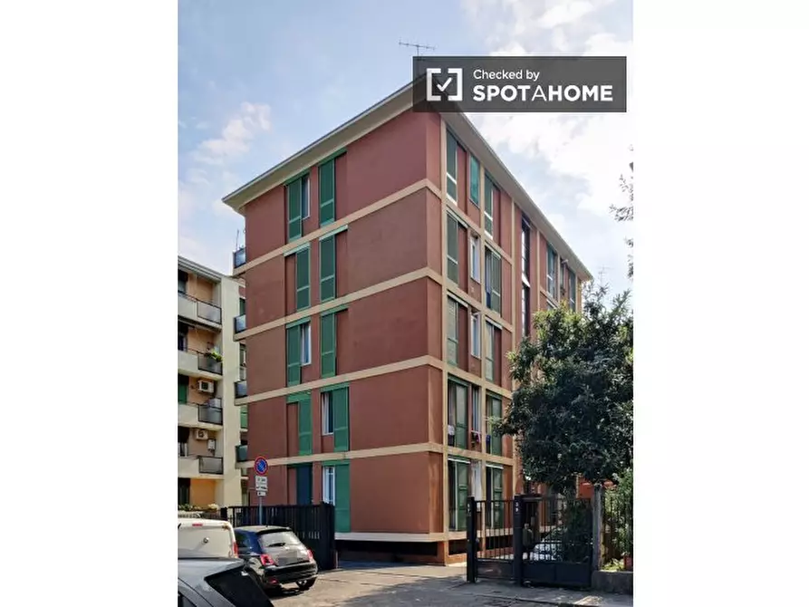 Immagine 18 di Camera condivisa in affitto  in Via Monzambano a Milano