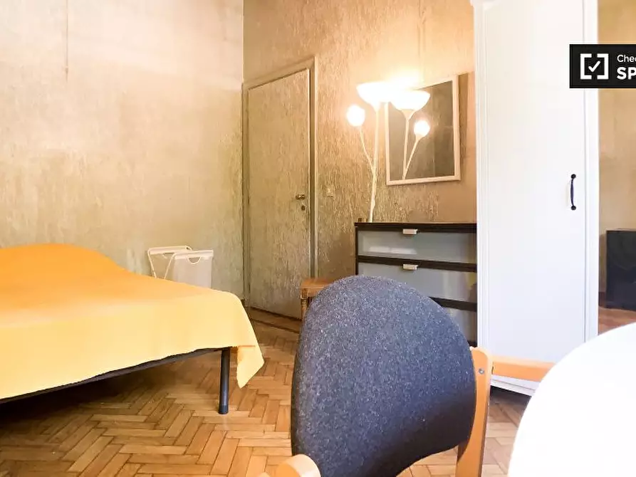 Immagine 4 di Camera condivisa in affitto  in Via Filippo Marchetti a Roma