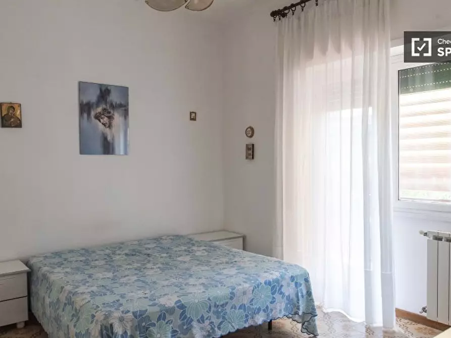 Immagine 12 di Camera condivisa in affitto  in Via Aurelio Mistruzzi a Roma