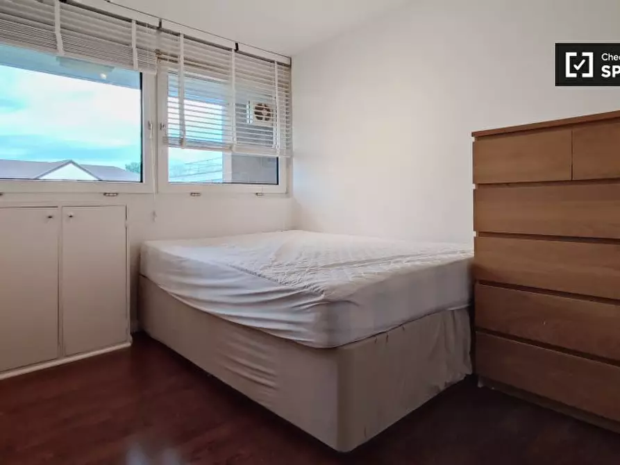 Immagine 2 di Camera condivisa in affitto  in Evenwood Cl a Wandsworth