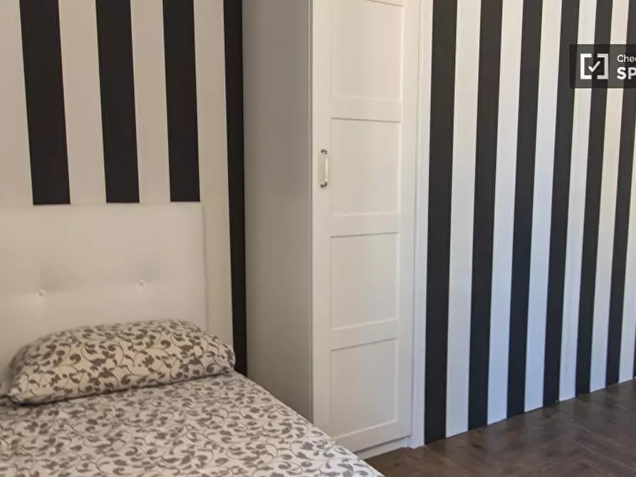 Immagine 1 di Camera condivisa in affitto  in Viale Parioli a Roma