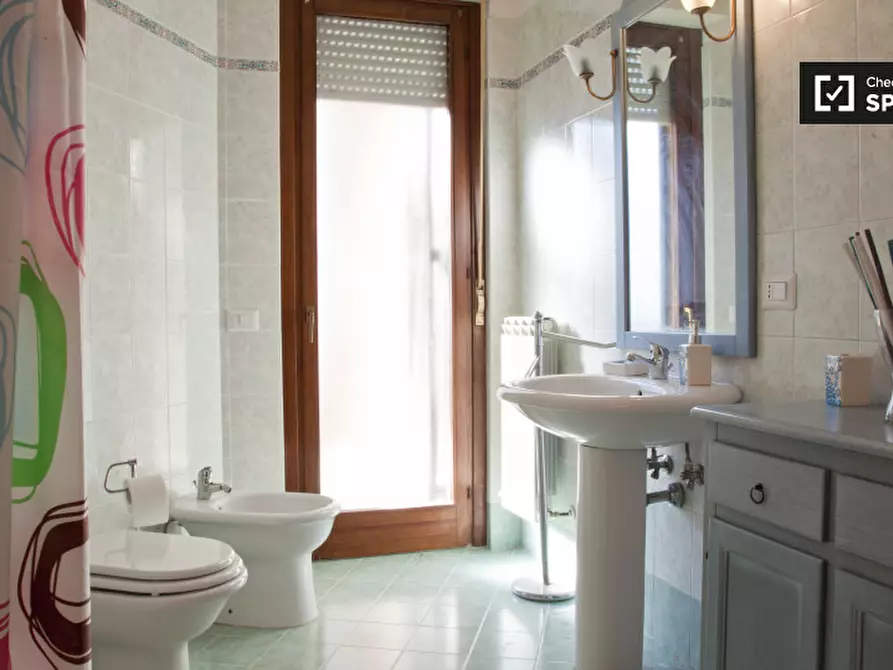 Immagine 6 di Camera condivisa in affitto  in Via Giulio Galli a Roma