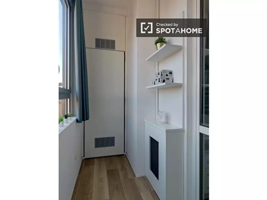 Immagine 5 di Camera condivisa in affitto  in Via Fieno a Milano