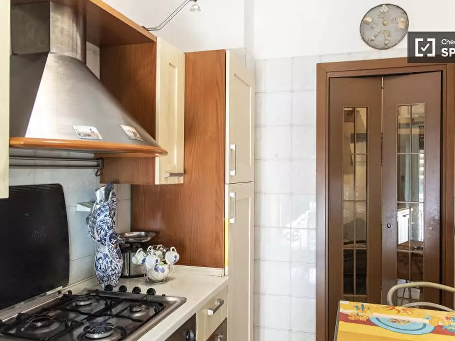 Immagine 19 di Camera condivisa in affitto  in Via Aurelio Mistruzzi a Roma