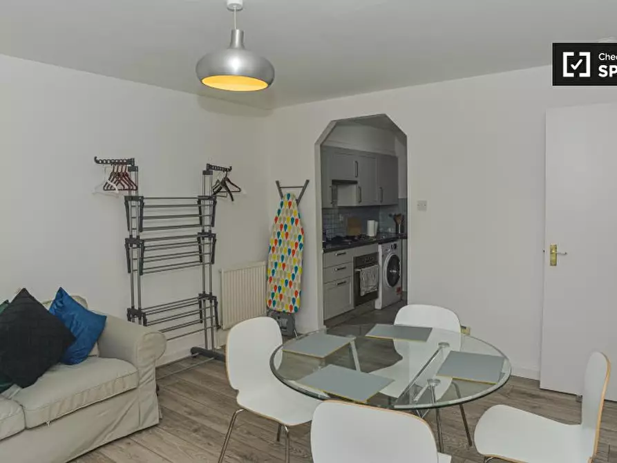 Immagine 12 di Appartamento in affitto  in Cape Yard a Poplar