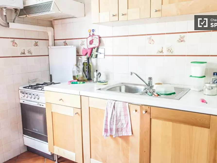 Immagine 6 di Camera condivisa in affitto  in Via Calpurnio Fiamma a Roma