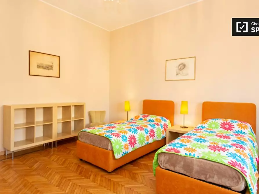 Immagine 4 di Camera condivisa in affitto  in Viale Papiniano a Milano