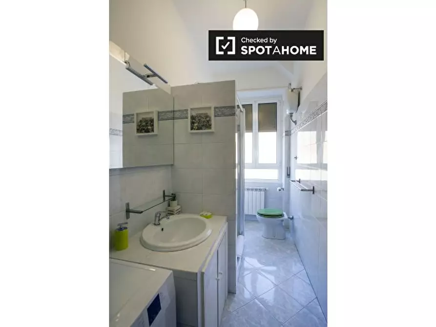 Immagine 16 di Appartamento in affitto  in Viale Ippocrate a Roma