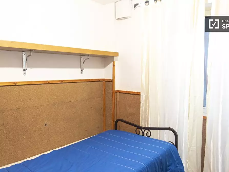 Immagine 6 di Camera condivisa in affitto  in Via Cesare Bazzani a Roma