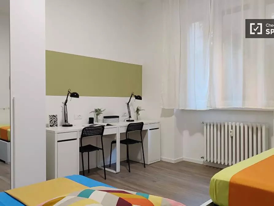 Immagine 3 di Camera condivisa in affitto  in Viale Monza a Milano