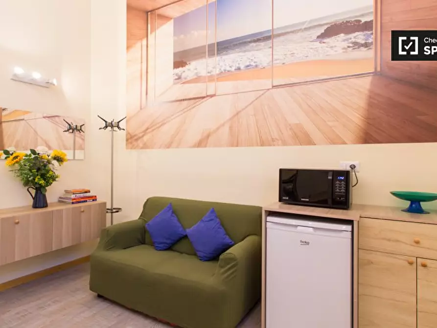 Immagine 2 di Ufficio in affitto  in Via delle Forze Armate a Milano