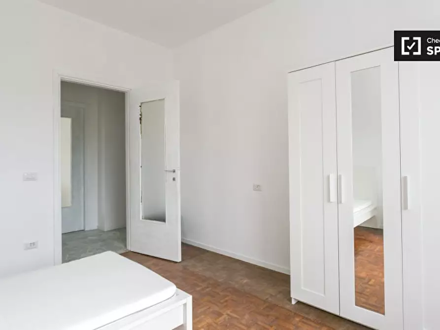 Immagine 5 di Camera condivisa in affitto  in Via Monti Sabini a Milano