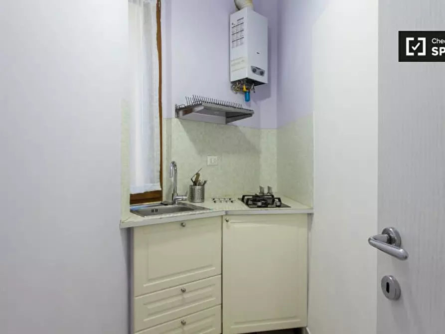 Immagine 6 di Camera condivisa in affitto  in Via Console Marcello a Milano