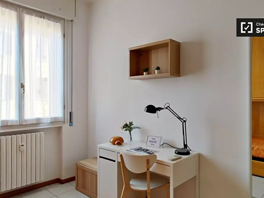 Immagine 6 di Camera condivisa in affitto  in Viale Monza a Milano