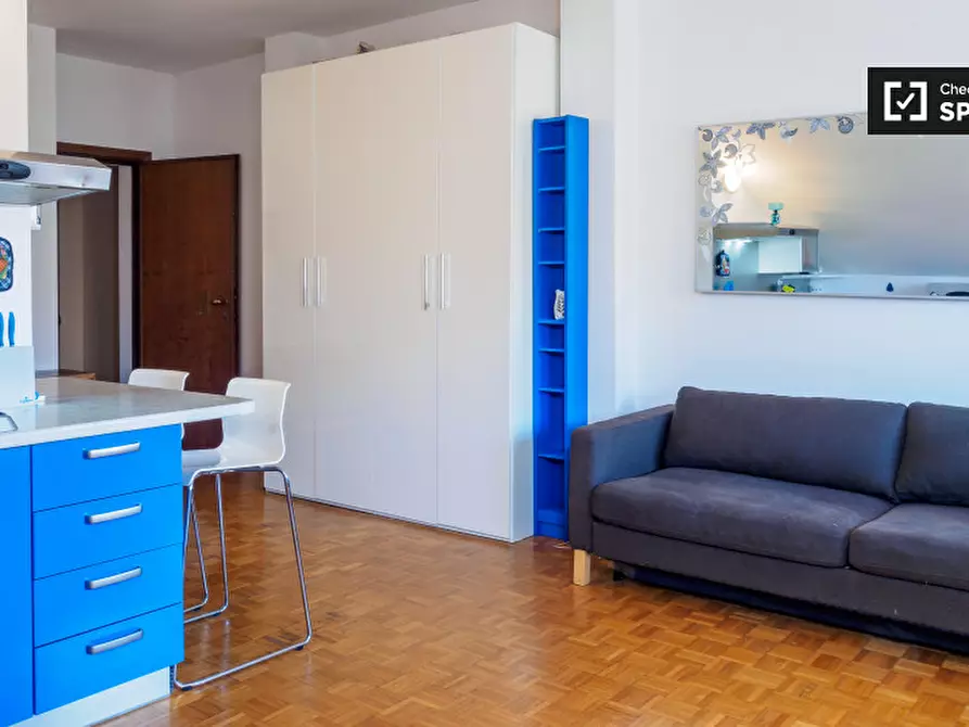 Immagine 8 di Ufficio in affitto  in Via Amerigo Vespucci a Buccinasco