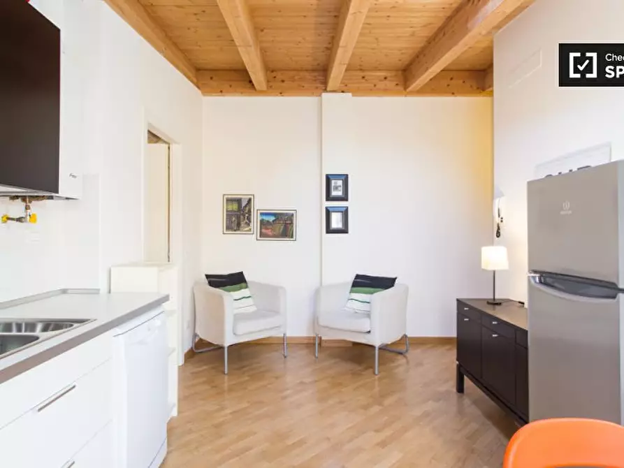 Immagine 5 di Appartamento in affitto  in Via Conte Verde a Milano