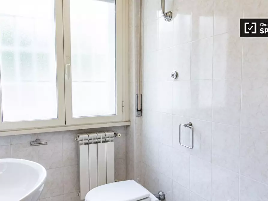 Immagine 6 di Camera condivisa in affitto  in Via Portuense a Roma