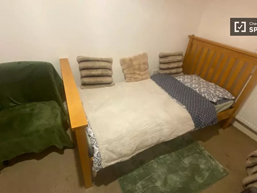 Immagine 16 di Camera condivisa in affitto  in flat, 55 Cooper Rd, London NW10 1BF, UK a Brent