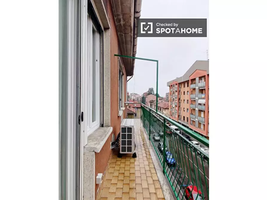 Immagine 5 di Camera condivisa in affitto  in Via degli Orti a Pero