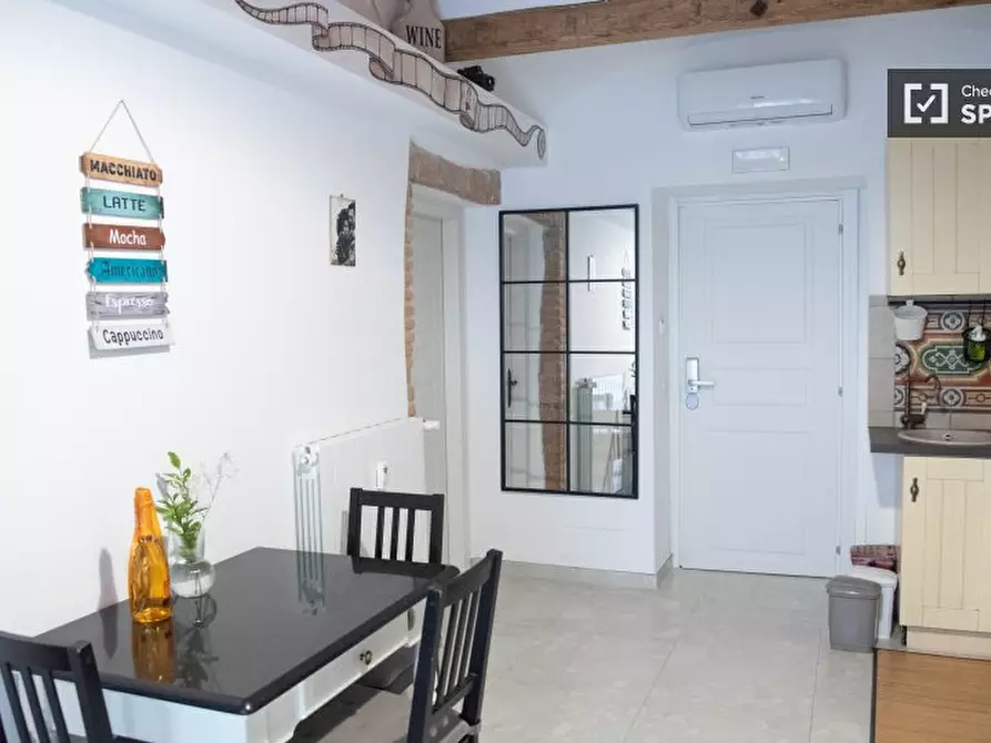 Immagine 13 di Ufficio in affitto  in Via dei Latini a Roma