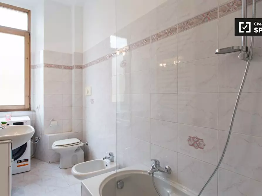 Immagine 11 di Camera condivisa in affitto  in Corso Buenos Aires a Milano