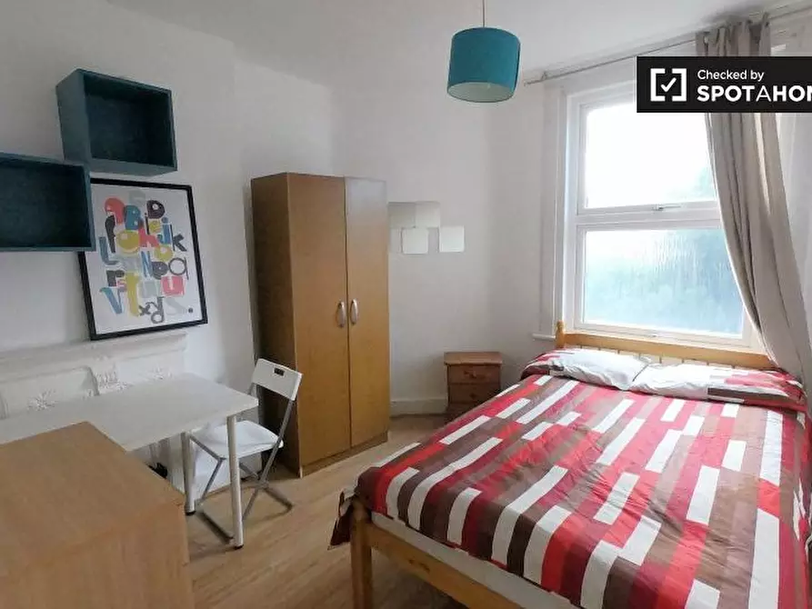 Immagine 15 di Camera condivisa in affitto  in Abbotsford Avenue a Tottenham