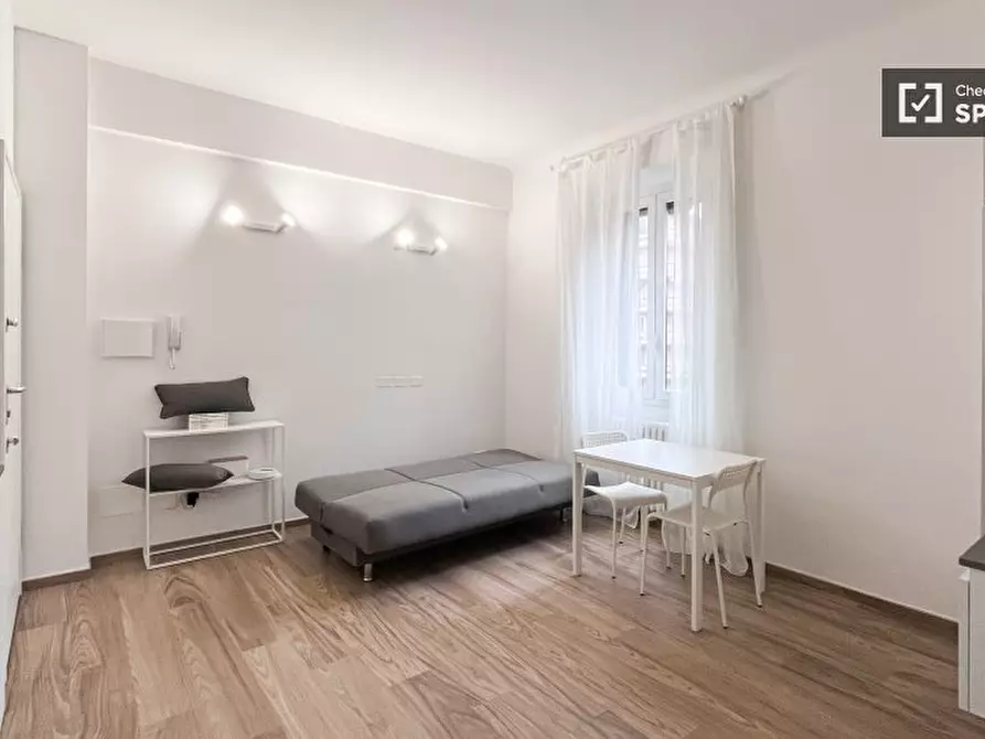 Immagine 2 di Appartamento in affitto  in Viale Monte Ceneri a Milano