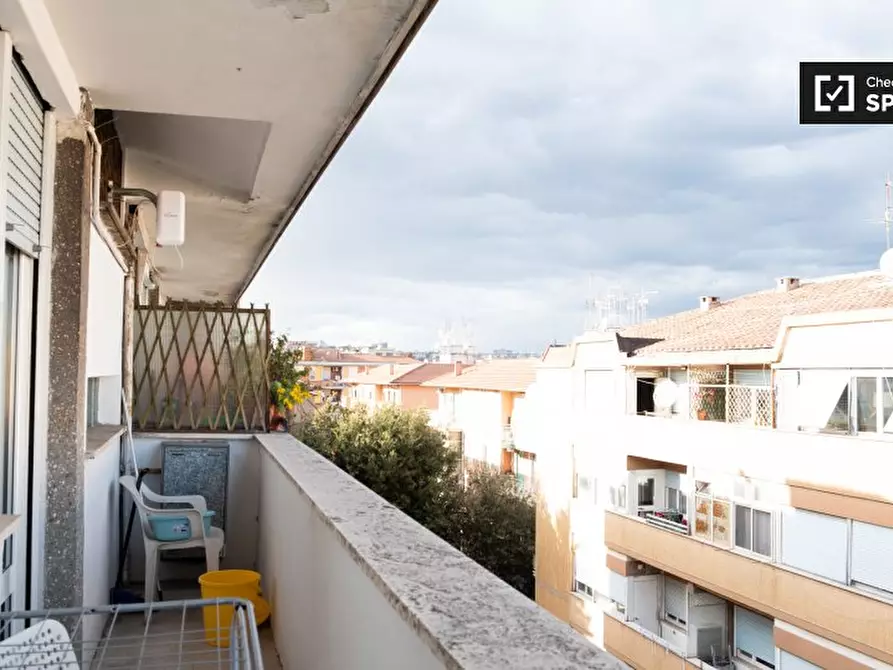 Immagine 7 di Camera condivisa in affitto  in Via Salvatore Pincherle a Roma