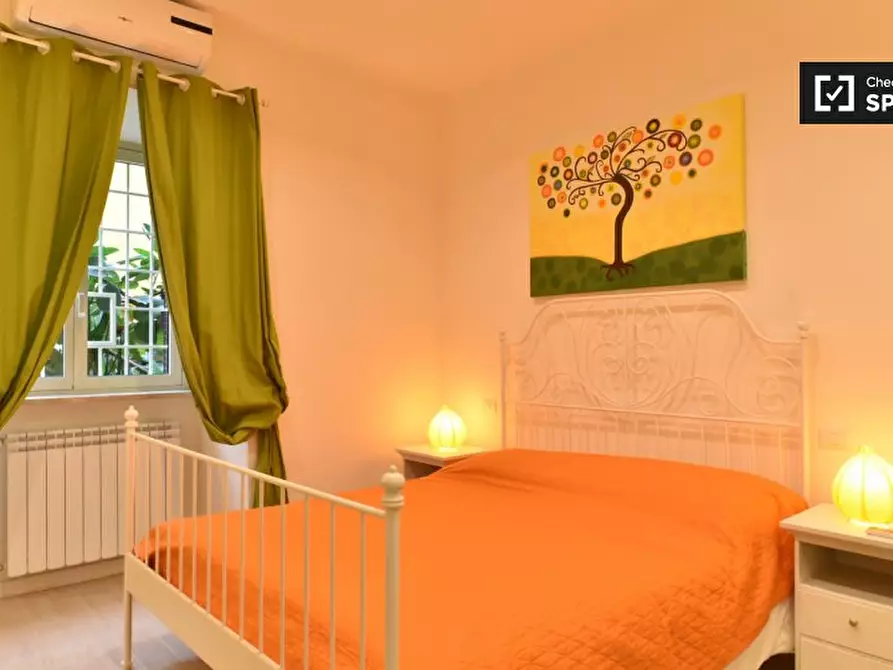 Immagine 7 di Appartamento in affitto  in Via dei Conciatori a Roma