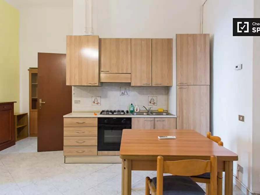 Immagine 10 di Camera condivisa in affitto  in Via Pietro Custodi a Milano